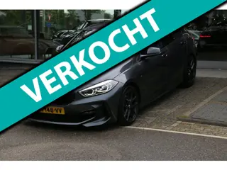 BMW 1-serie 118i High Executive M-PAKKET DEALER OND. NL-AUTO!