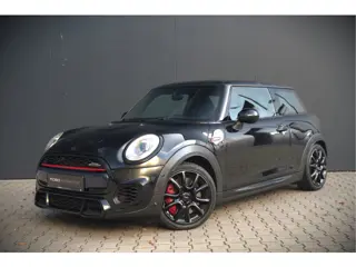 MINI Mini 2.0 John Cooper Works | JCW Pro Uitlaat | Stoelverwarming | Cruise Control | Navigatie | P