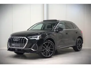 Audi Q3 35 TFSI S Line Pro Line S S-Line | Panoramadak | Stoelverwarming | Camera | Cruise Control |