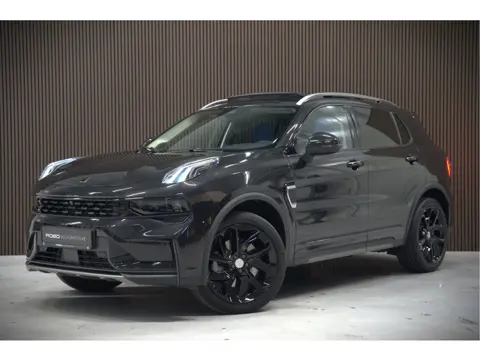 Lynk & Co 01 1.5 | Panoramadak | Stoelverwarming | Keyless | Apple Carplay | Memory Seat | Adaptive 