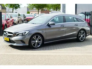 Mercedes-Benz CLA-Klasse Shooting Brake 180 Business Solution Plus Upgrade Edition. Half Leer, Stoel