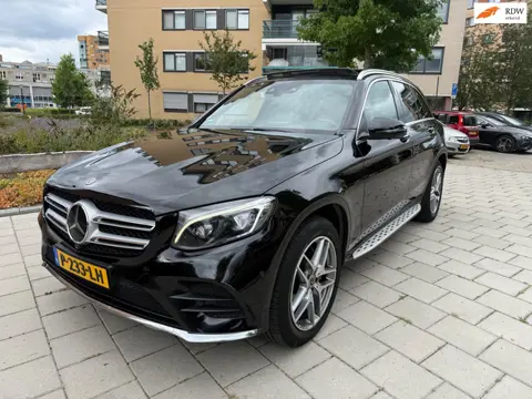 Mercedes-Benz GLC-klasse 250 4MATIC Premium Plus | AMG | PANO | Distronic | Airmatic