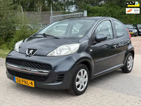 Peugeot 107 1.0-12V XS ELEKPAKKET / LAGE KILOMETER NAP