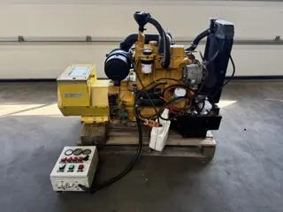 John Deere 3029 DF 122 Stamford 30 kVA generatorset