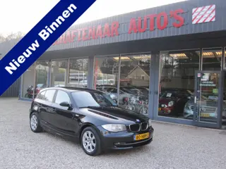 BMW 1-serie 118i Business Line zeer mooi nederlandse auto geen import  apk 28-10-2026