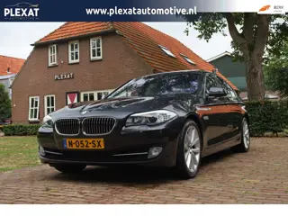 BMW 5-serie 528i High Executive Aut. | Panorama | Luxe leder | Stoelverwarming | 18 inch | Trekhaak 