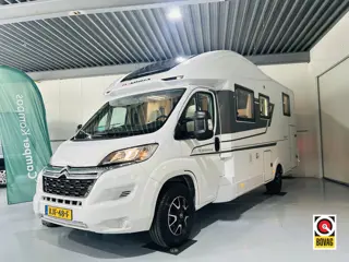 Adria MATRIX 670 SL Axess Gescheiden bedden, volledig vlakke vloer, 5 gordelplaatsen
