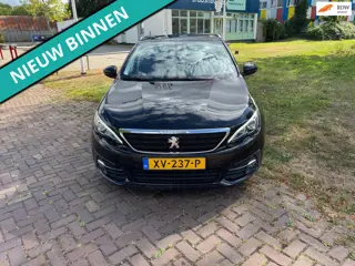 Peugeot 308 SW 1.2 PureTech Blue Lease Executive