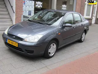 Ford Focus 1.6-16V Cool Edition Nieuwe APK All Seasonbanden