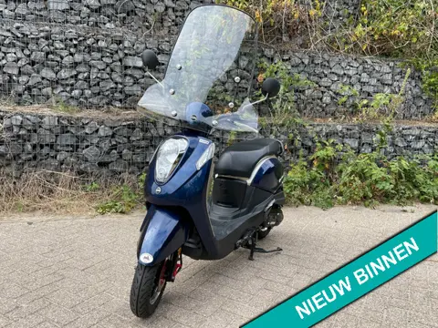 SYM Mio 50i EURO4 Windscherm Hoog BETAAL met in3