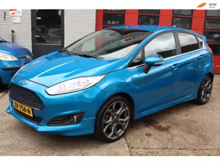 Ford Fiesta 1.0 EcoBoost Titanium , ST -Line ,Camera . St Verwarming