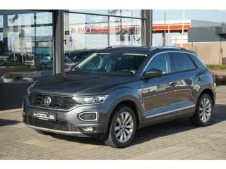 Volkswagen T-Roc 1.5 TSI Sport | ACC | digi cockpit | trekhaak