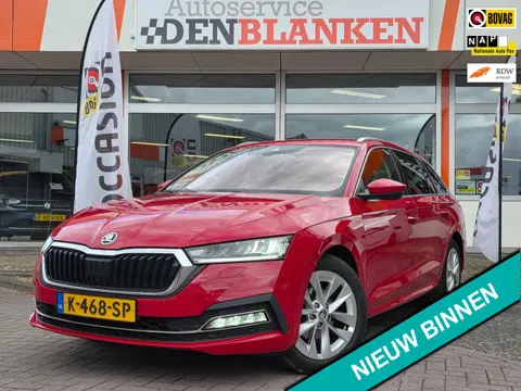 Skoda Octavia Combi 1.5 e-TSI Bns Edition Plus Automaat BJ.2021 / Navi / Clima / Keyless / 17"Lmv / 
