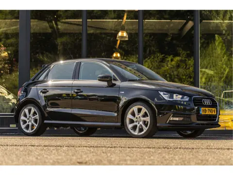 Audi A1 Sportback 1.0 TFSI Adrenalin (bj 2015)