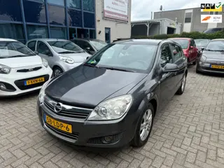 Opel Astra 1.6 Cosmo, Trekhaak, Airco, Cruise Control, Apk 08/2027