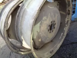 Renault - 10-32 velgen