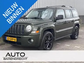 Jeep Patriot 2.4 Limited Liberty 4x4 | Open Dak | Trekhaak | Leder