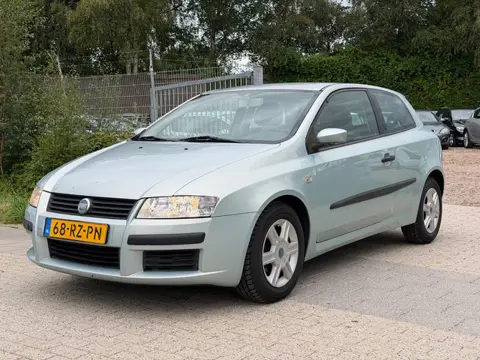 Fiat Stilo 1.4-16V Young