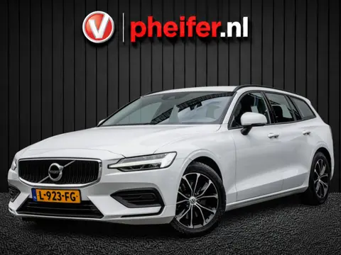 Volvo V60 2.0 B3 Momentum Advantage Trekhaak/ Lederen int./ Stuur+stoelverwarming/ Camera/ DAB+/ Car