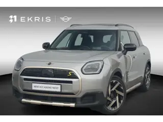 MINI Countryman SE ALL4 Favoured Uitvoering | Pakket L | Harman Kardon | Driving Assistant Plus | St