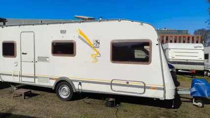 KNAUS 555 2001 BJ met stapelbed
