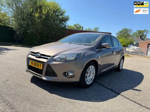 Ford Focus 1.6 EcoBoost Titanium Cruise*Clima*NAP*Dealer onderhouden*Parkeersensoren*LM velgen*