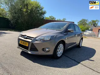 Ford Focus 1.6 EcoBoost Titanium Cruise*Clima*NAP*Dealer onderhouden*Parkeersensoren*LM velgen*