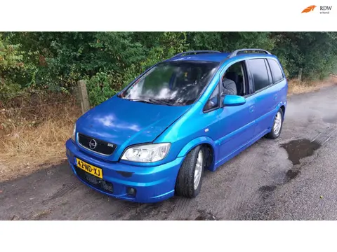 Opel Zafira 2.0-16V OPC