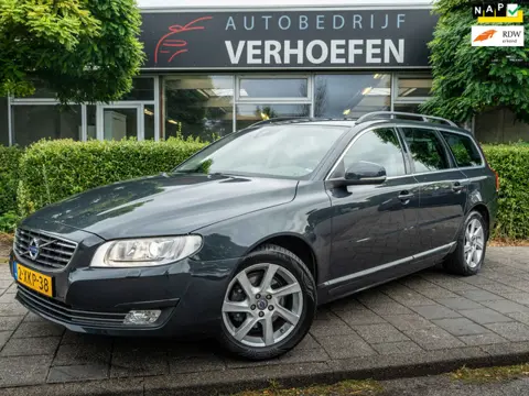 Volvo V70 1.6 T4 Momentum | AUTOMAAT | STOELVERWARMING | LEDER | NAVIGATIE | DISTRIBUTIE VERVANGEN |