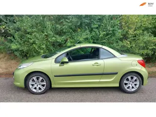 Peugeot 207 CC 1.6 VTi