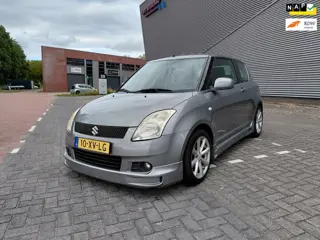 Suzuki Swift 1.5 Exclusive airco Sport uitvoering