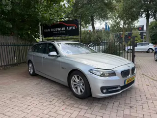 BMW 5-serie Touring 520d High Exe Xenon Pano Leder Stoelverw EX BPM