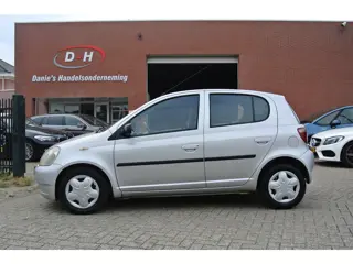 Toyota Yaris 1.3-16V VVT-i Sol airco apk 16-03-2027 inruil mogelijk nap