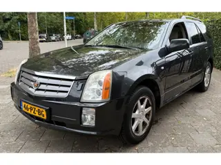 Cadillac SRX 3.6 Sport Luxury Airco leder Pano Trekhaak Parkeersensoren