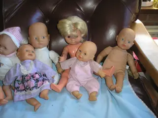 Poppen - op zoek naar een nieuwe poppenmoeder