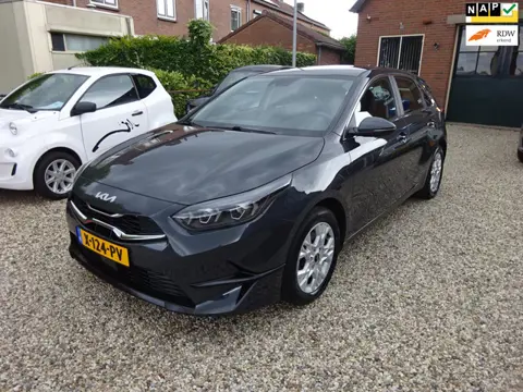 Kia Ceed 1.0 T-GDi DynamicLine Climate controle, Navigatie, Achteruitrijcamera, Parkeersensoren, Lic