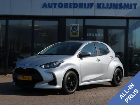 Toyota Yaris 1.5 Hybrid Active | Navigatie | Camera | Carplay |