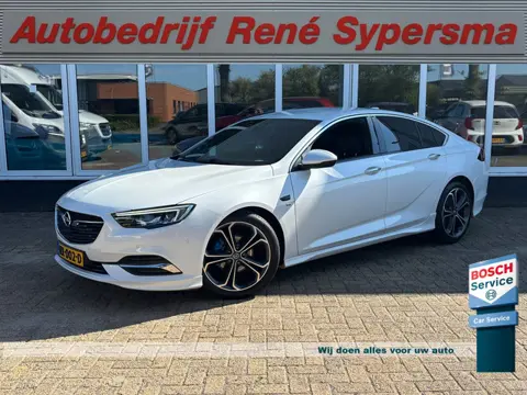 Opel Insignia Grand Sport 1.5 Turbo 165 PK Business Executive | OPC Line | Stuur & Stoelverwarming |