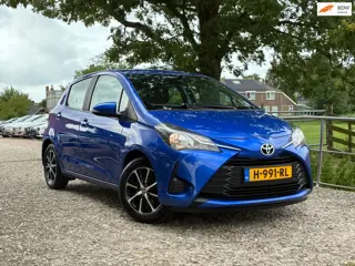Toyota Yaris 1.0 VVT-i Connect |'' 116.000 KM '' + Achteruitrijcamera Nu € 11.975,-!!!