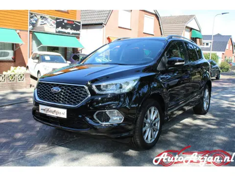 Ford Kuga 1.5 EcoBoost Vignale Trekhaak, zeer vol opties!!