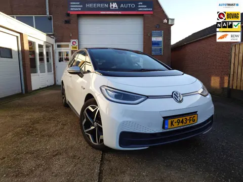 Volkswagen ID.3 First Plus 58 kWh, Stoelverwarming, Trekhaak, Camera, Incl BTW