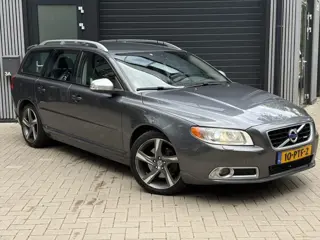 Volvo V70 2.0T R-Edition (bj 2011, automaat)
