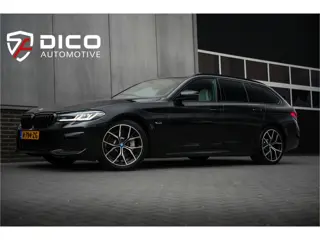 BMW 5 Serie Touring 530e 293 pk Business Edition Plus M-Sportpakket / NL-Auto/ Laser-Koplamp/ Pano-D