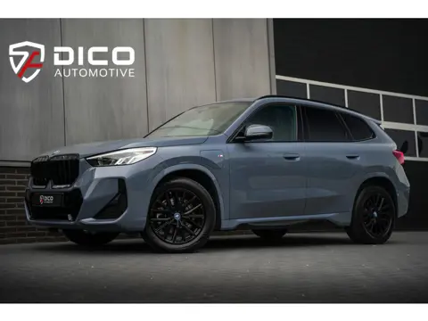 BMW X1 xDrive 25e 245 pk M-Sportpakket /Nieuw-Model/ BTW-Auto/ Pano-Dak/ Harman&Kardon/ Camera/ Spor