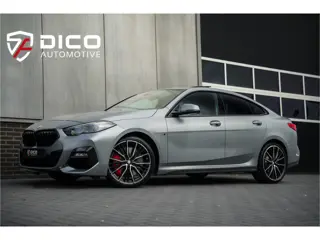 BMW 2 Serie 220i 179 pk Gran Coupé M-Sportpakket / Frozen-Grey/ Pano-Dak/ Harman&Kardon/ Individual/