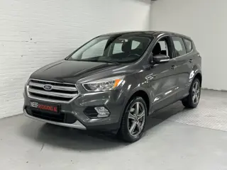 Ford Kuga 1.5 EcoBoost CLIMA / CRUISE / TREKHAAK (bj 2017)