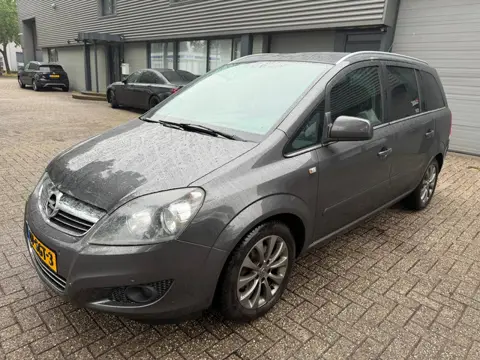 Opel Zafira 1.8 Edition