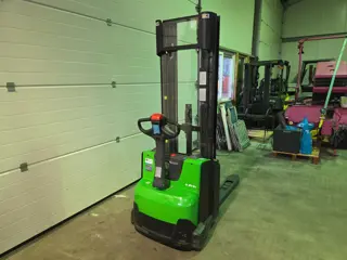 Cesab S214L stapelaar triplomast / pompwagen (bj 2023)