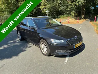 Škoda Superb Combi 2.0 TDI Style Business (bj 2017)