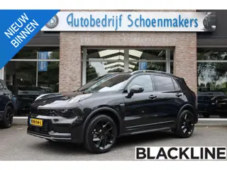 Lynk & Co 01 1.5 MY23! BLACKLINE! ZWARTE-HEMEL ROLHOES MY23 360-CAMERA PANO/SCHUIF INFINITY DAB NAVI